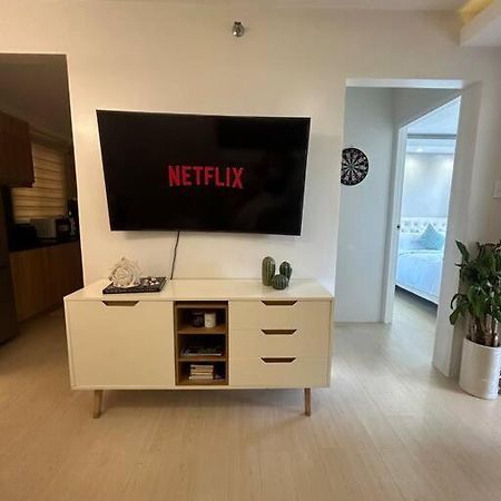 Apartamento Modern Oasis: Pool + Netflix Manila Exterior foto